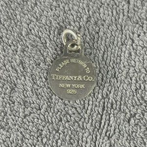 Tiffany&Co. Sterling Silver Return to Tiffany Dog Tag - DISCONTINUED BY MFR